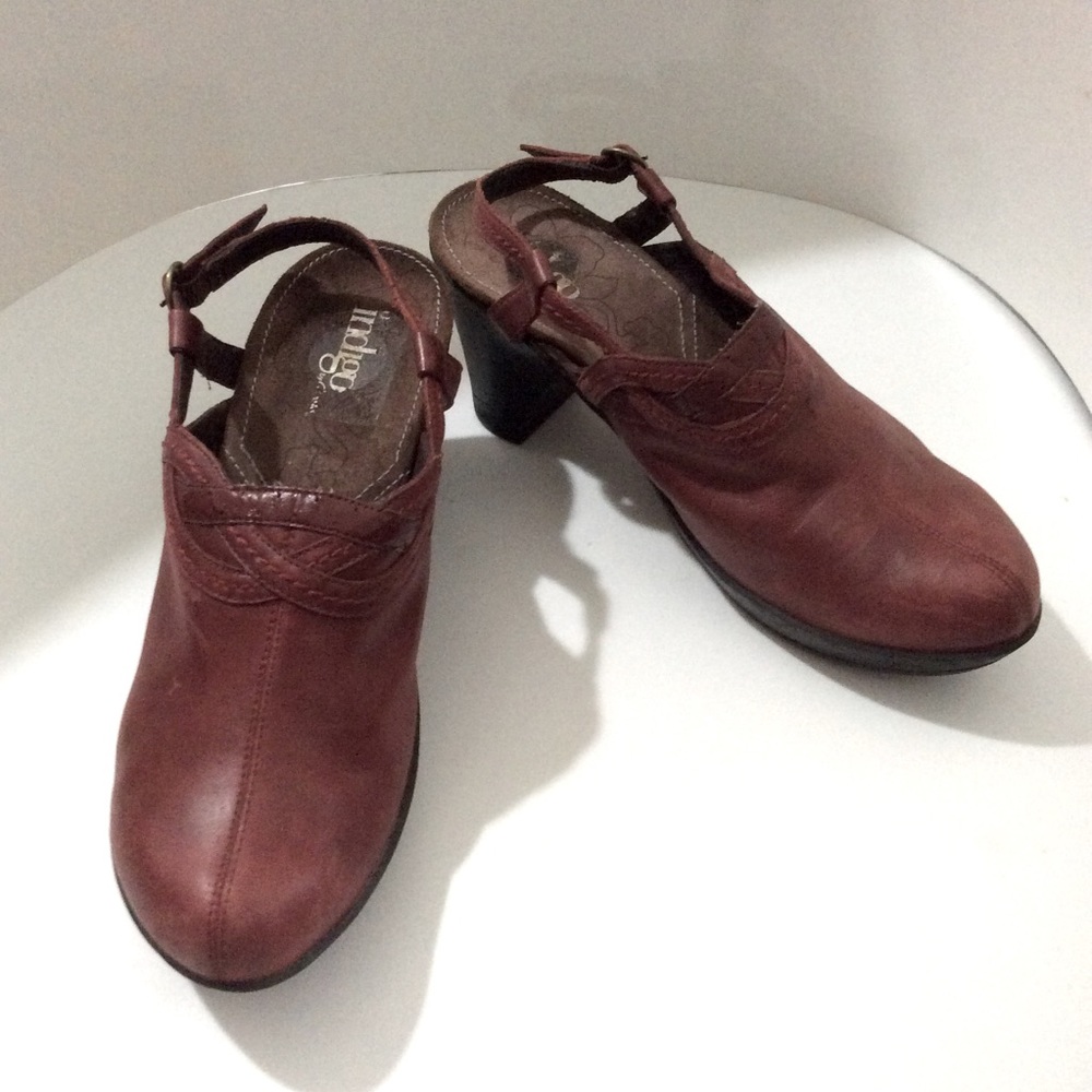 Indigo by Clarks red leather platform heels